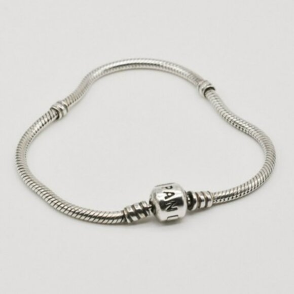 Pandora Silver Barrel Clasp Snake Chain Bracelet-Like New - Picture 1 of 9